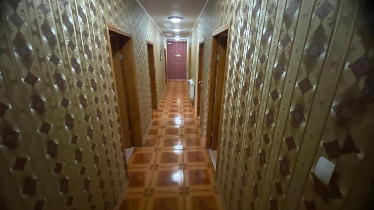 Хотел Галина Палас Srem 外观 照片